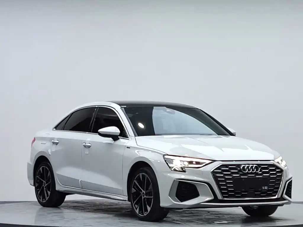 Audi A3 2022 — фото 4