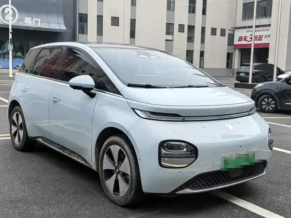 Baojun Yunduo 2024