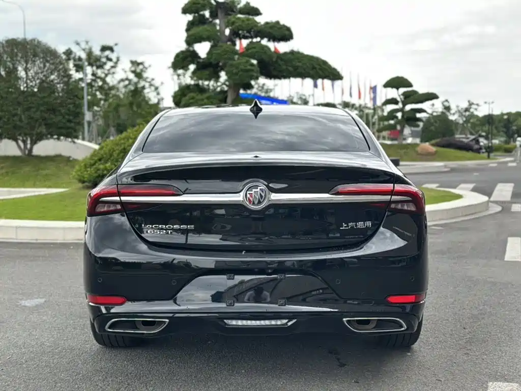 Buick LaCrosse 2022 — фото 12