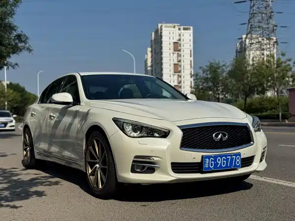 Infiniti Q50L 2016