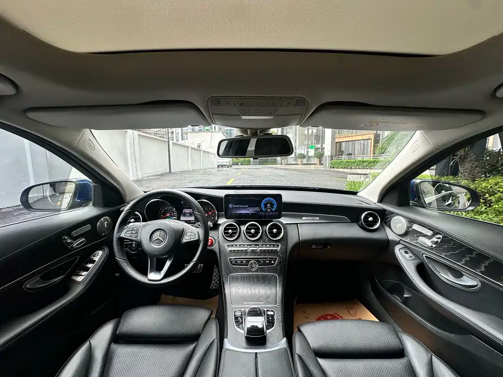 Mercedes-Benz C-Class 2018 — фото 17