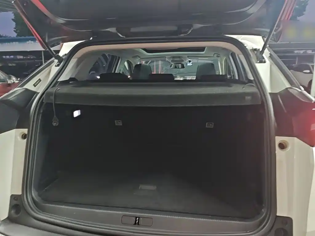 Peugeot 4008 2017 — фото 19