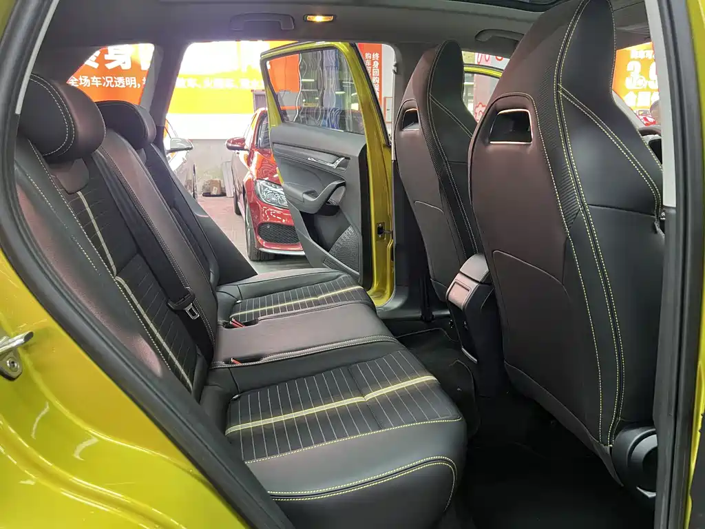 Skoda Kamiq 2020 — фото 10