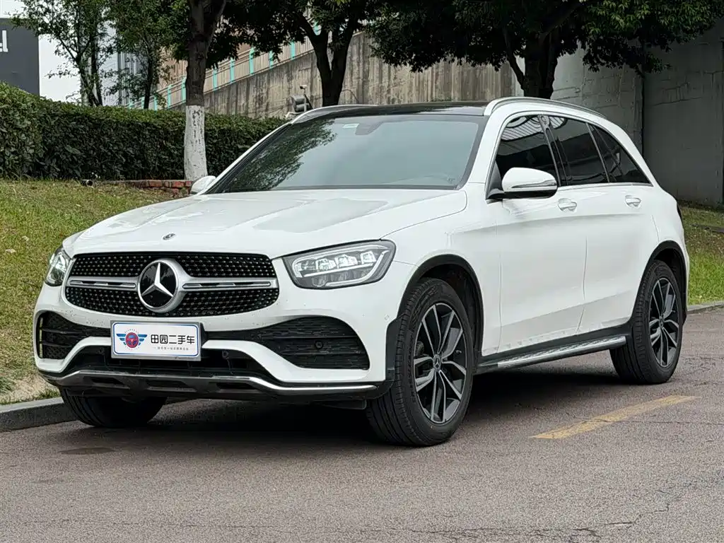 Mercedes-Benz GLC 2021 — фото 1