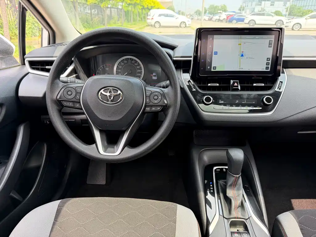 Toyota Corolla 2021 — фото 18