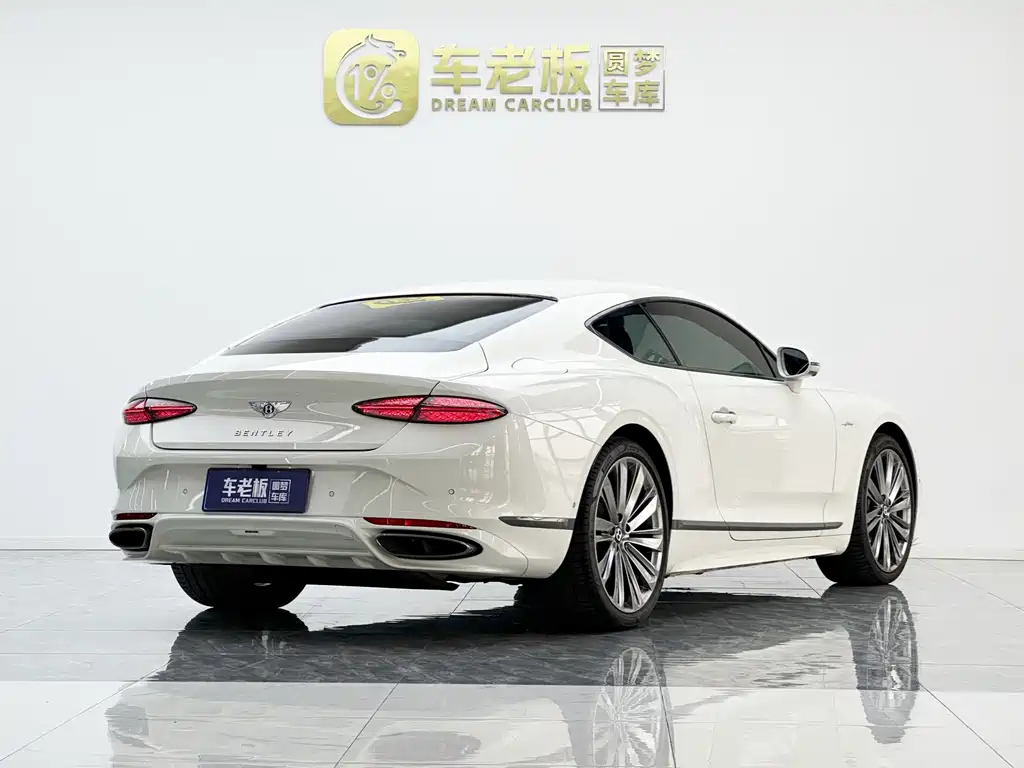 Bentley Continental Plug-In Hybrid 2025 — фото 4