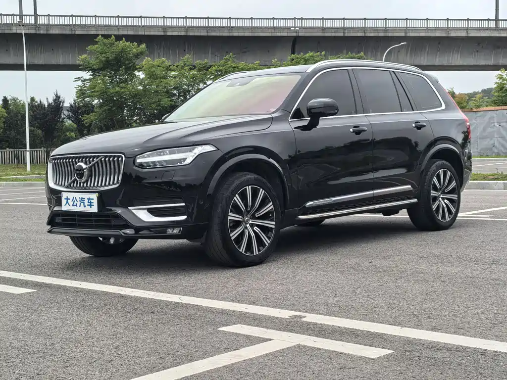 Volvo XC90 2021 — фото 1