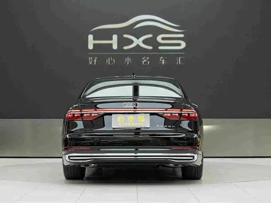 Audi A8 2024