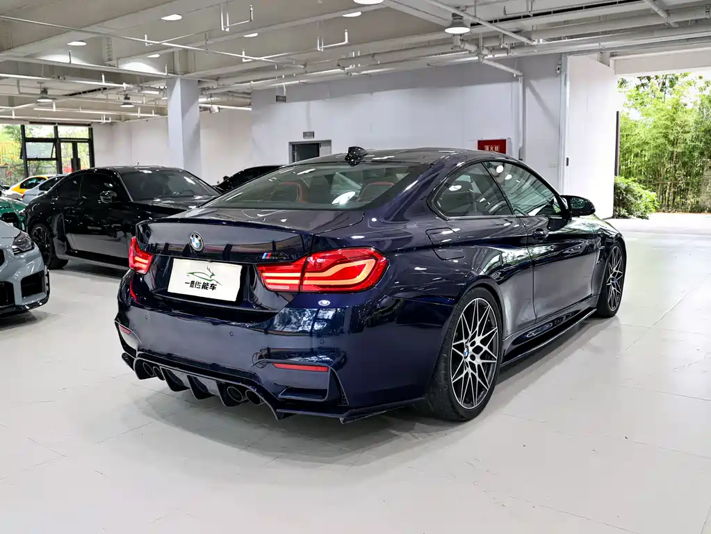 BMW M4 2017 — фото 6