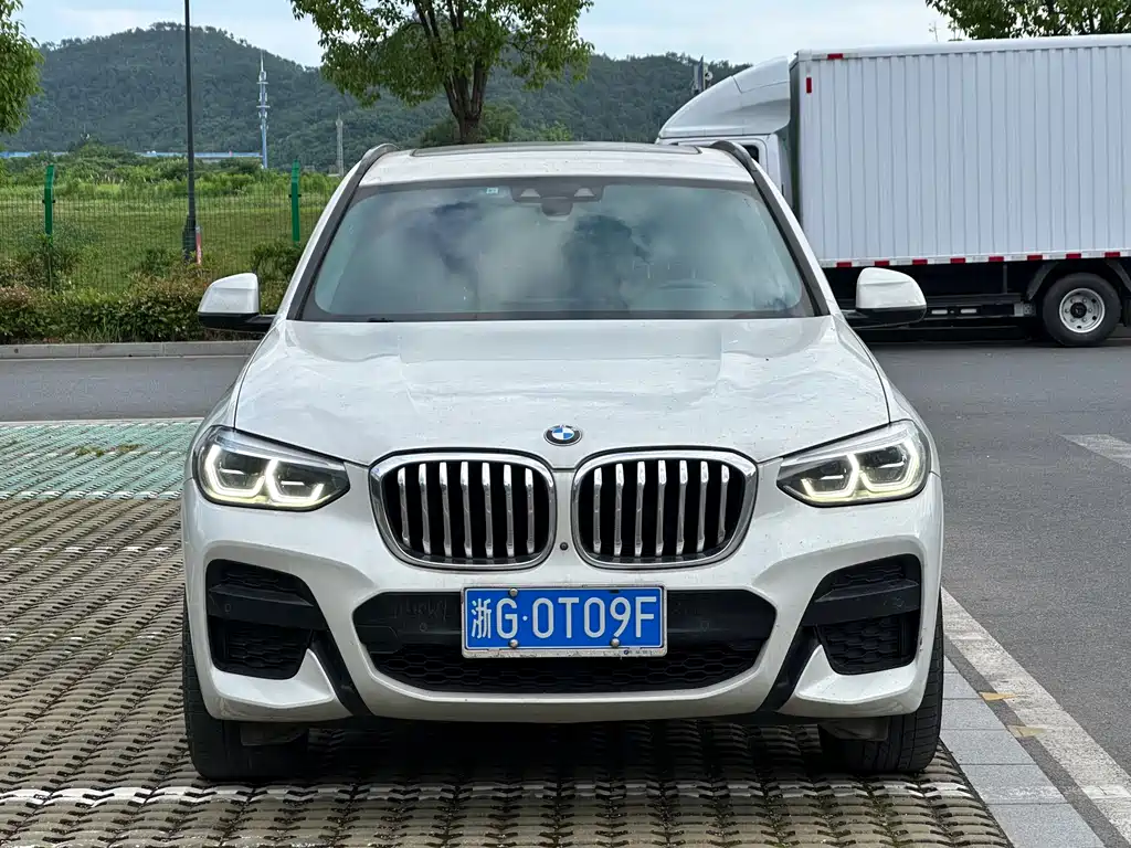 BMW X3 2019 — фото 2
