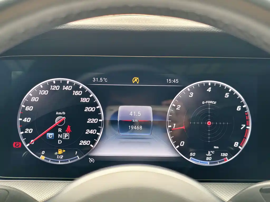 Mercedes-Benz E-Class 2019 — фото 11
