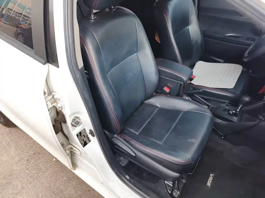Toyota Vios 2018 — фото 25