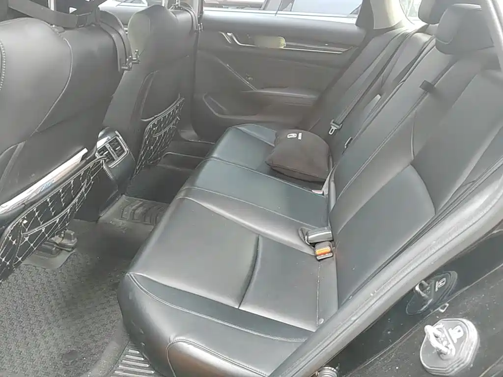 Honda Accord 2021 — фото 17
