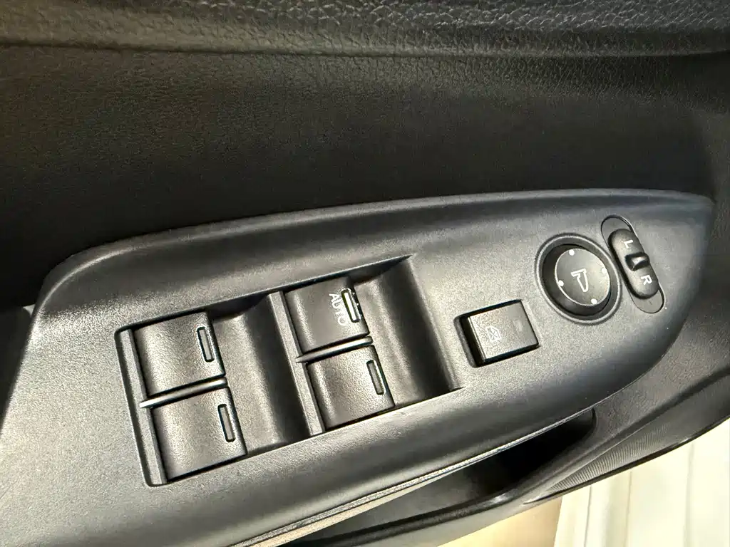 Honda Fit 2017 — фото 20