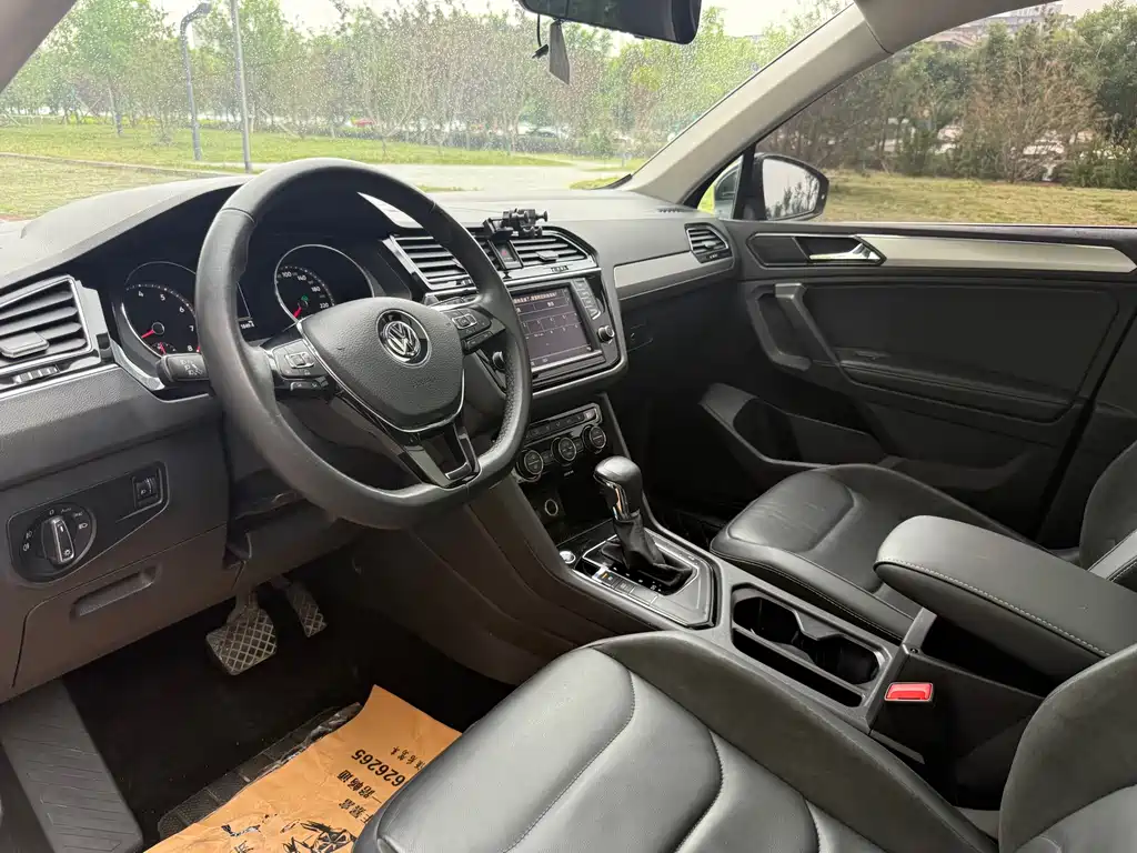 Volkswagen Tiguan L 2018 — фото 4