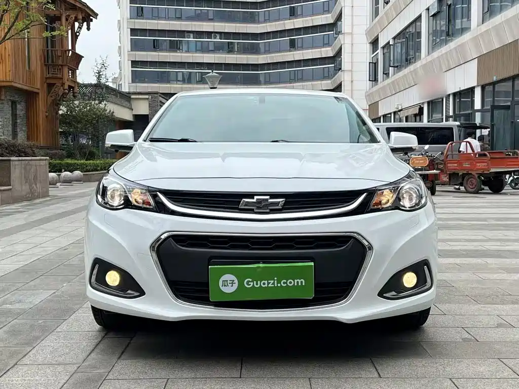 Chevrolet Malibu 2018 — фото 3