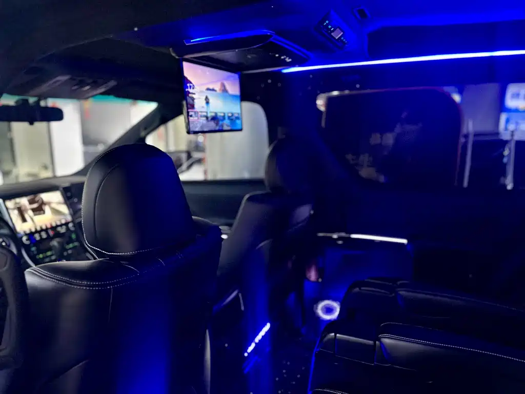 Toyota Alphard 2011