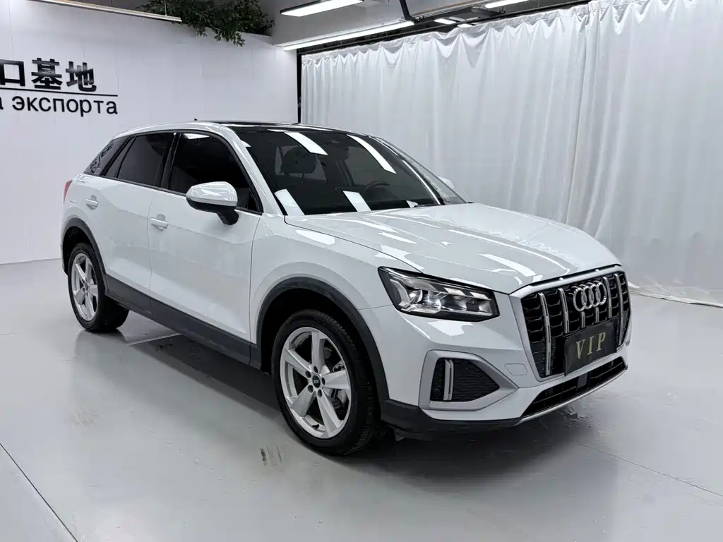 Audi Q2L 2022