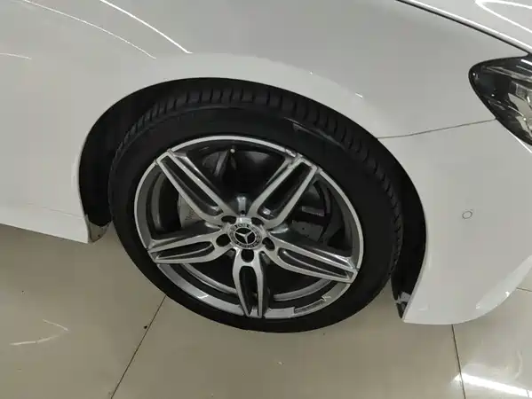 Mercedes-Benz E-Class 2018
