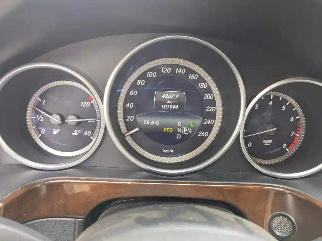 Mercedes-Benz E-Class 2015