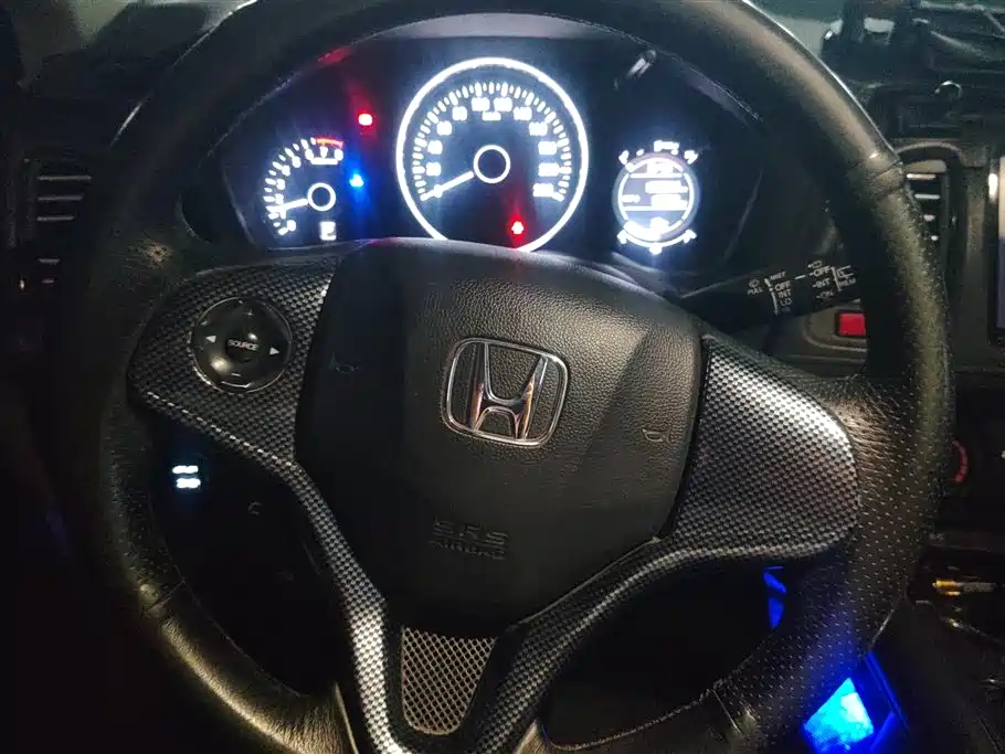 Honda Vezel 2017 — фото 15