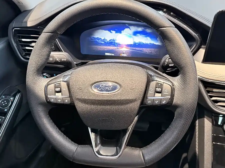 Ford Escape 2020 — фото 9