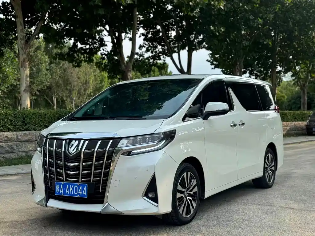 Toyota Alphard 2019 — фото 1
