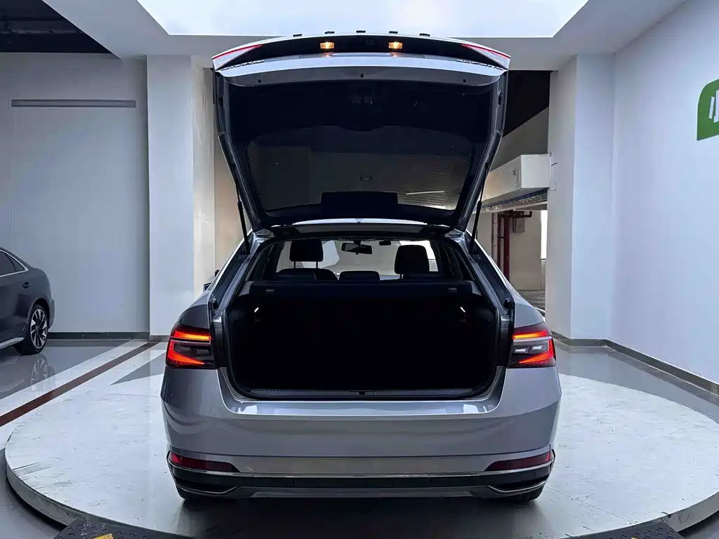 Skoda Speedy 2022 — фото 18