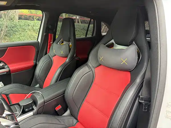 Mercedes-Benz GLA AMG 2023