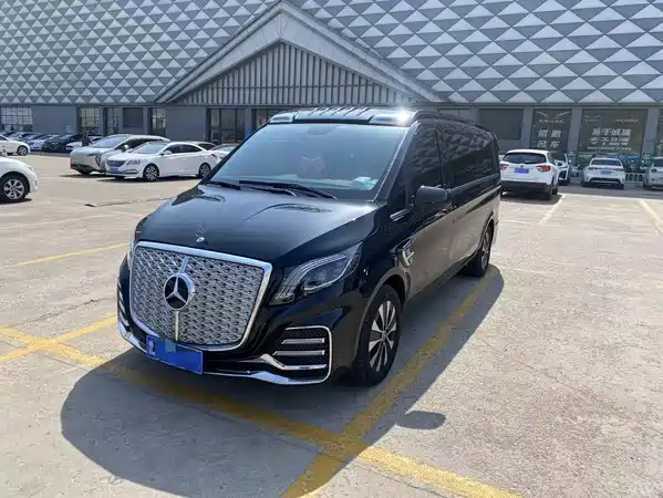 Mercedes-Benz Vito 2024