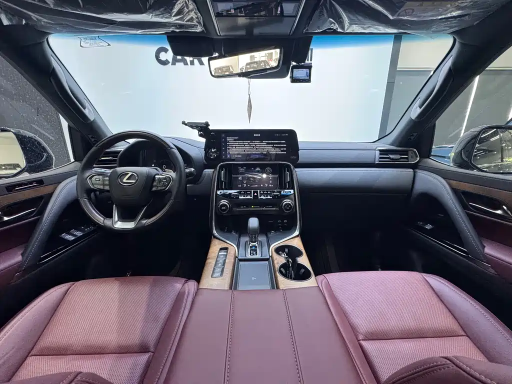 Lexus LX 2026 — фото 12