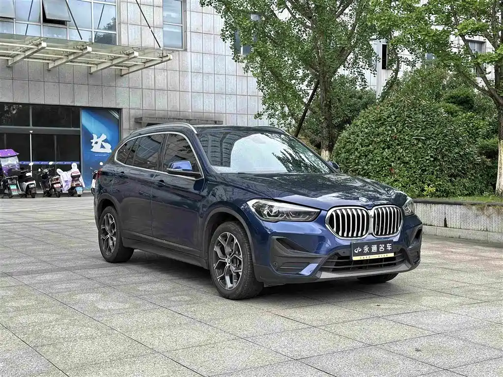 BMW X1 2020 — фото 3