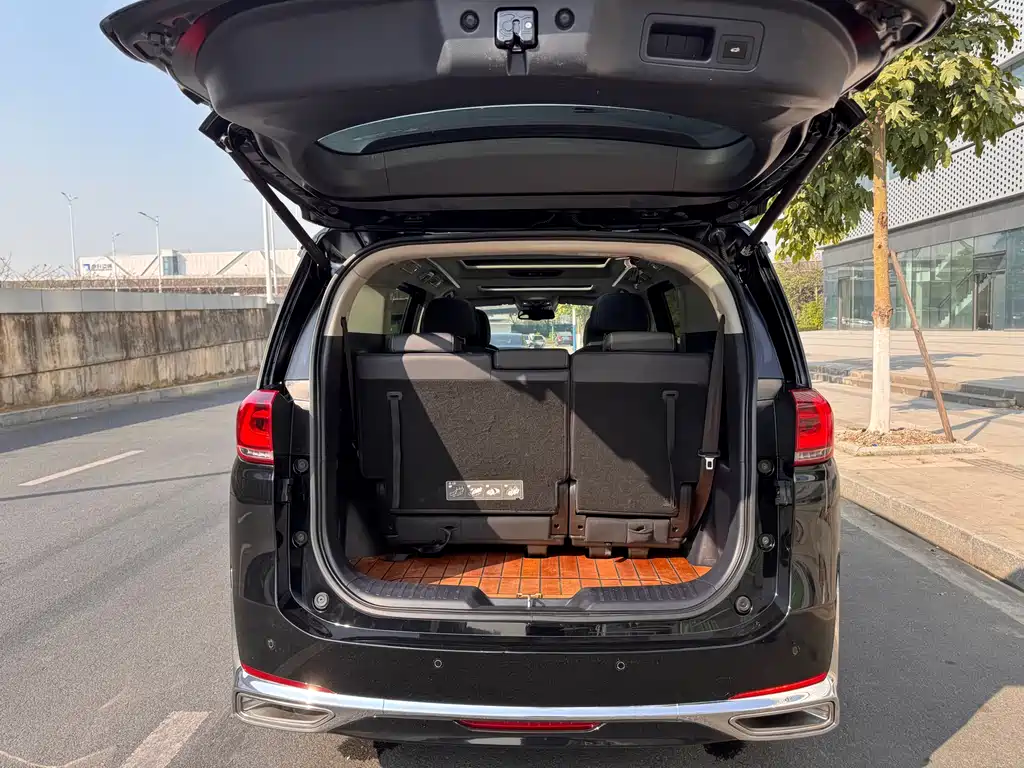 GAC Motor Trumpchi M8 2022 — фото 26