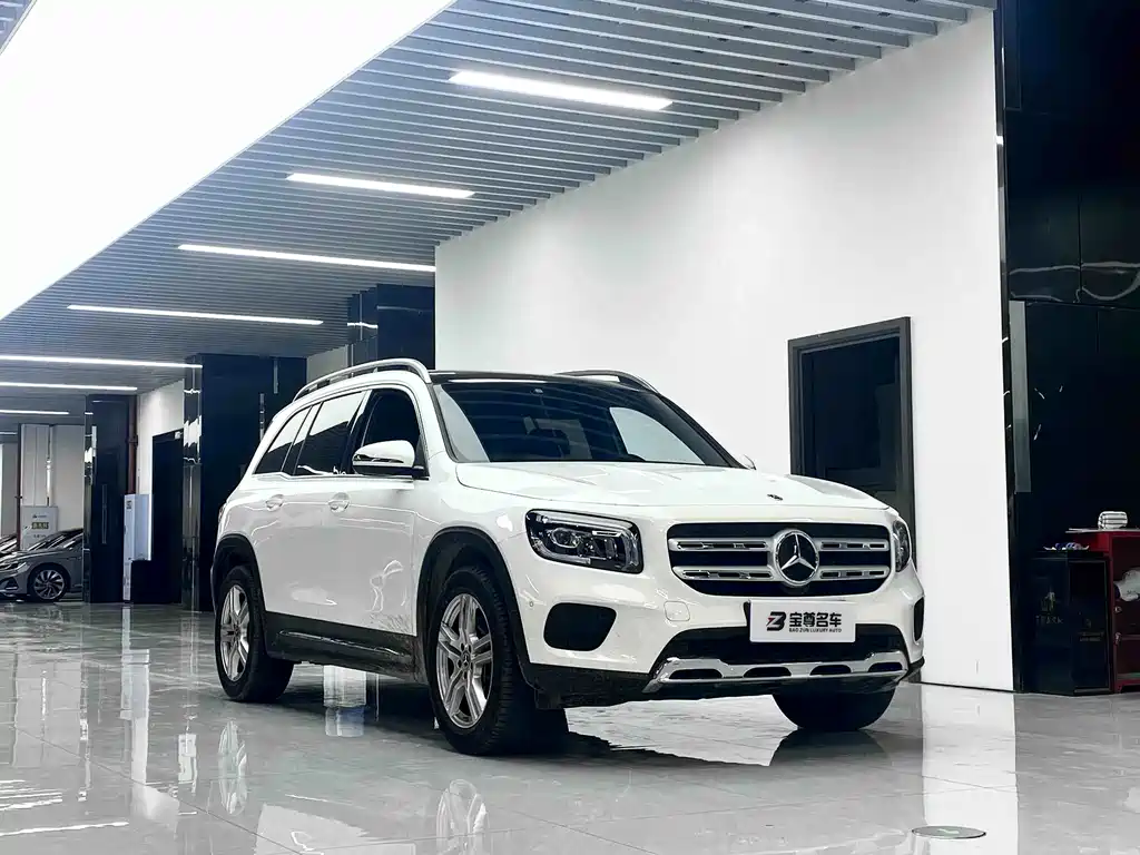 Mercedes-Benz GLB 2022