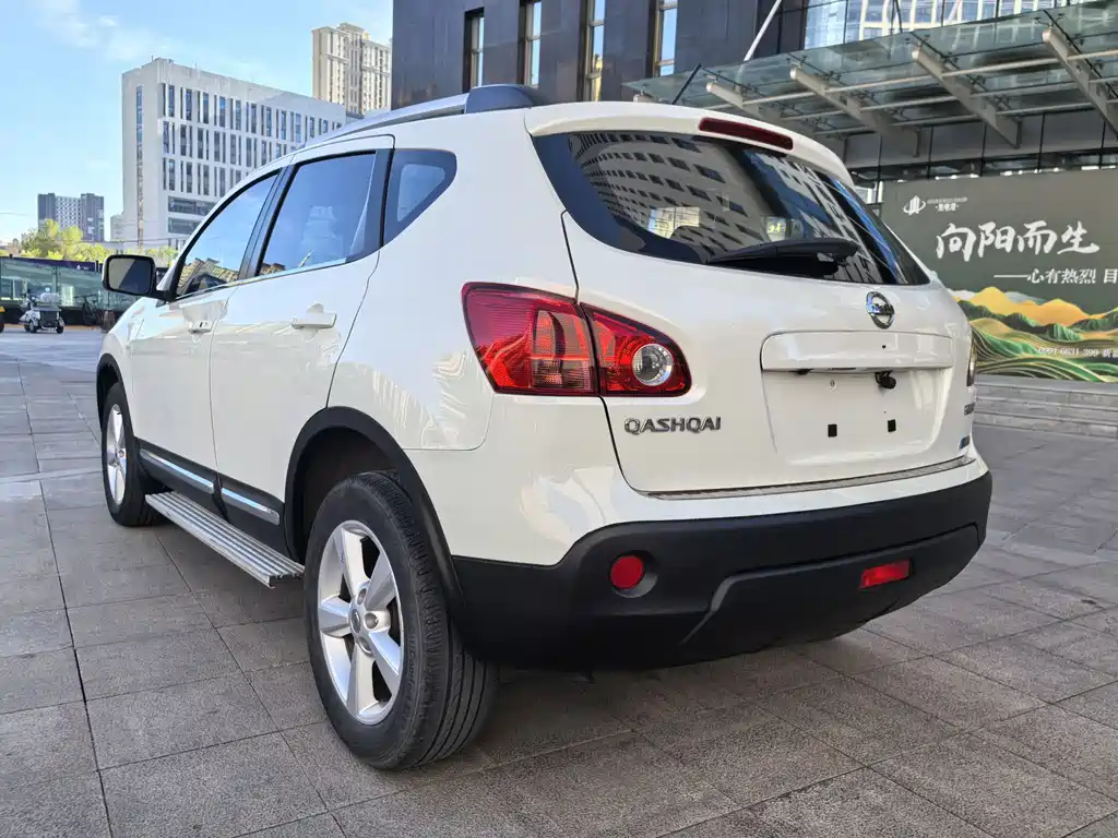 Nissan Qashqai 2015 — фото 9