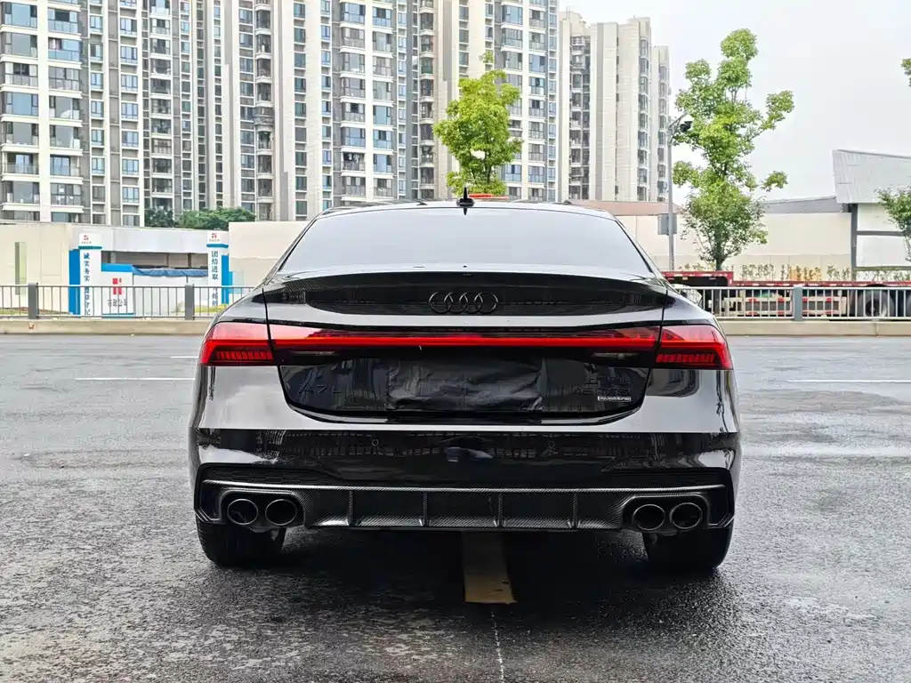 Audi A7L 2023 — фото 5