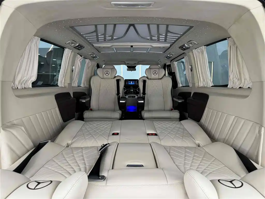 Mercedes-Benz Vito 2023 — фото 10