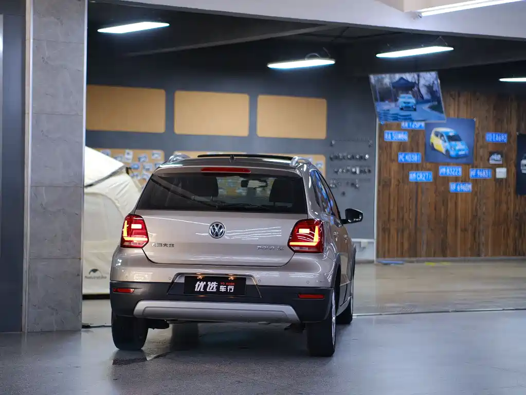 Volkswagen Polo 2015