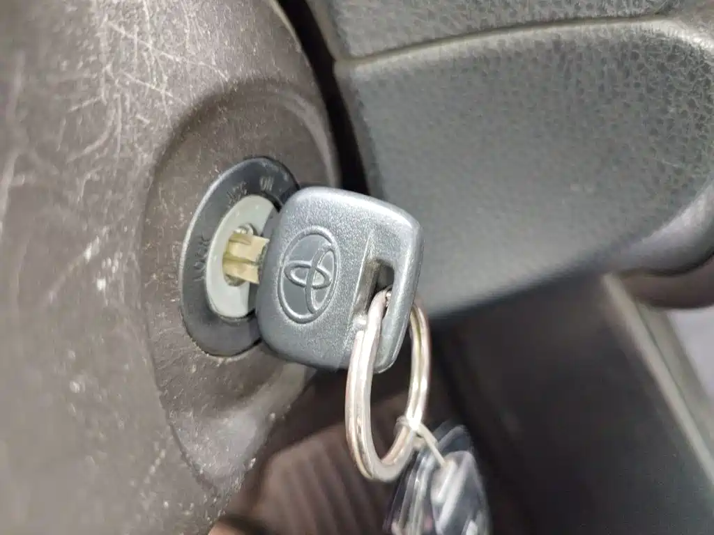 Toyota Vios 2015 — фото 12