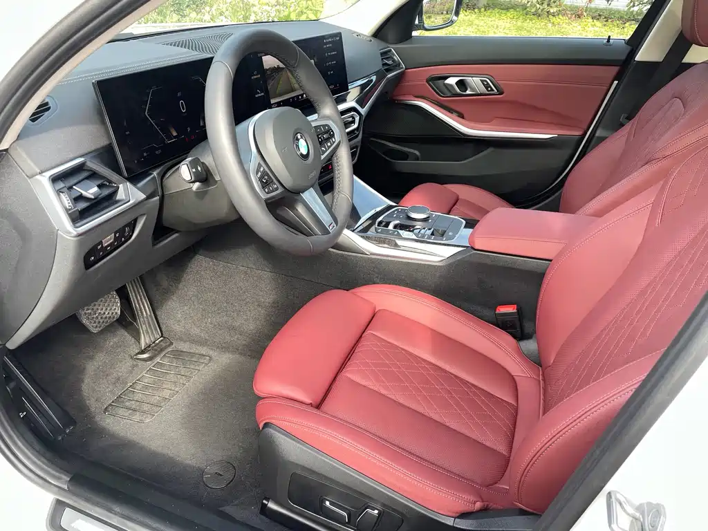 BMW 3 Series 2024