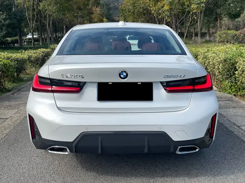 BMW 3 Series 2024