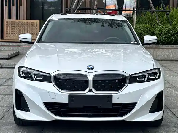BMW i3 2022
