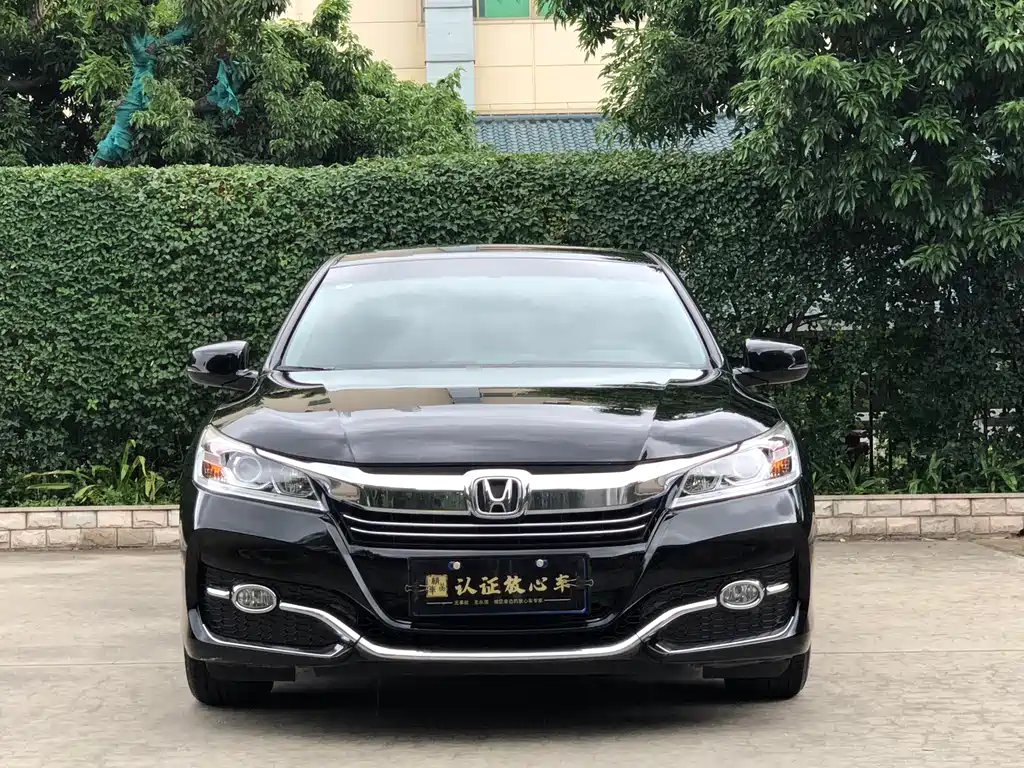 Honda Accord 2018 — фото 2