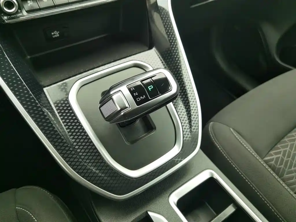 Haval M6 2024 — фото 13