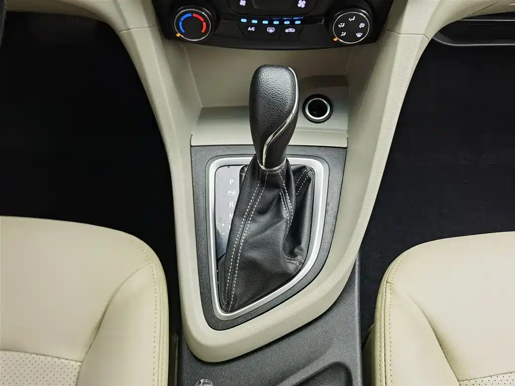 Buick Excelle 2021 — фото 13