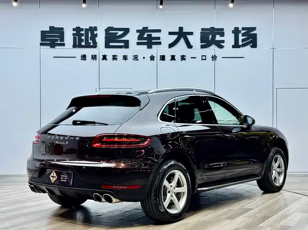 Porsche Macan 2016