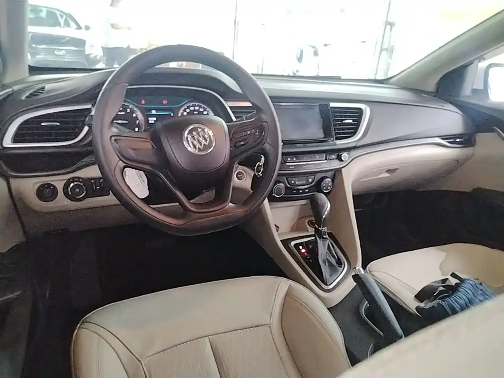 Buick Excelle 2016 — фото 10