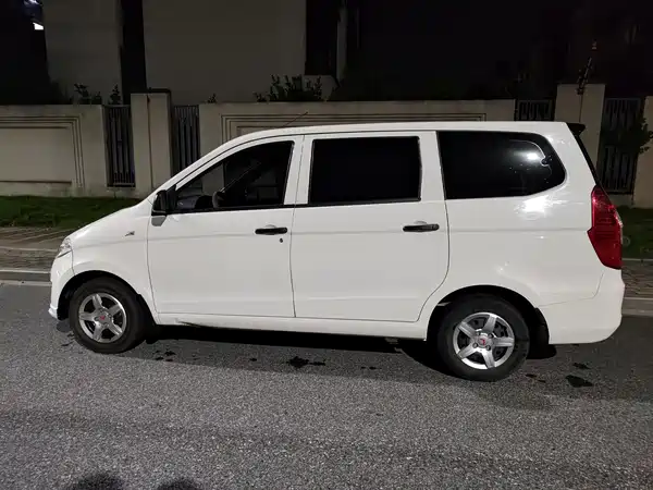 Wuling Hongguang 2023