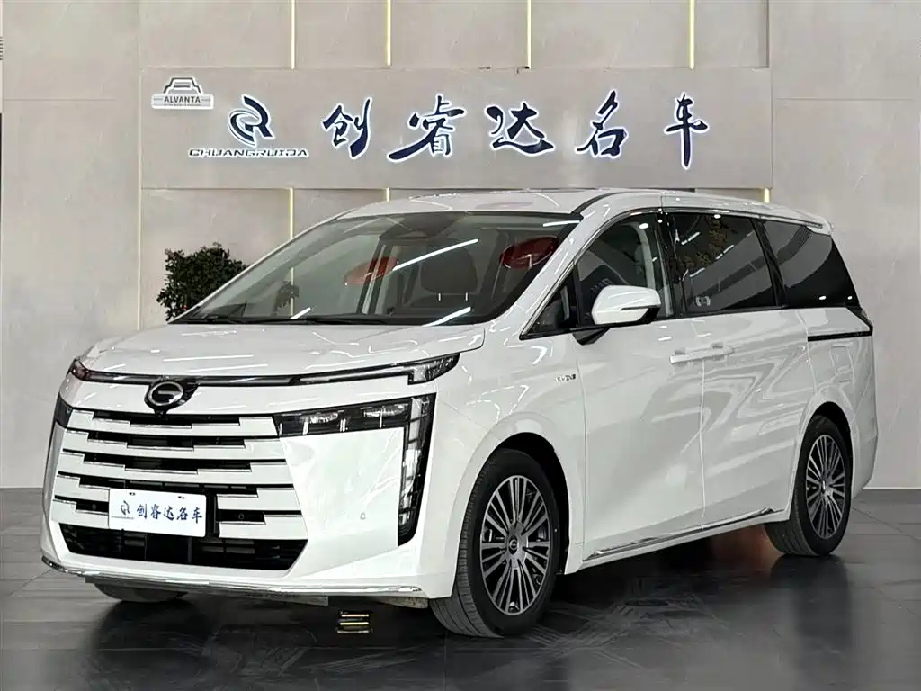 GAC Motor E8 PHEV 2025 — фото 1