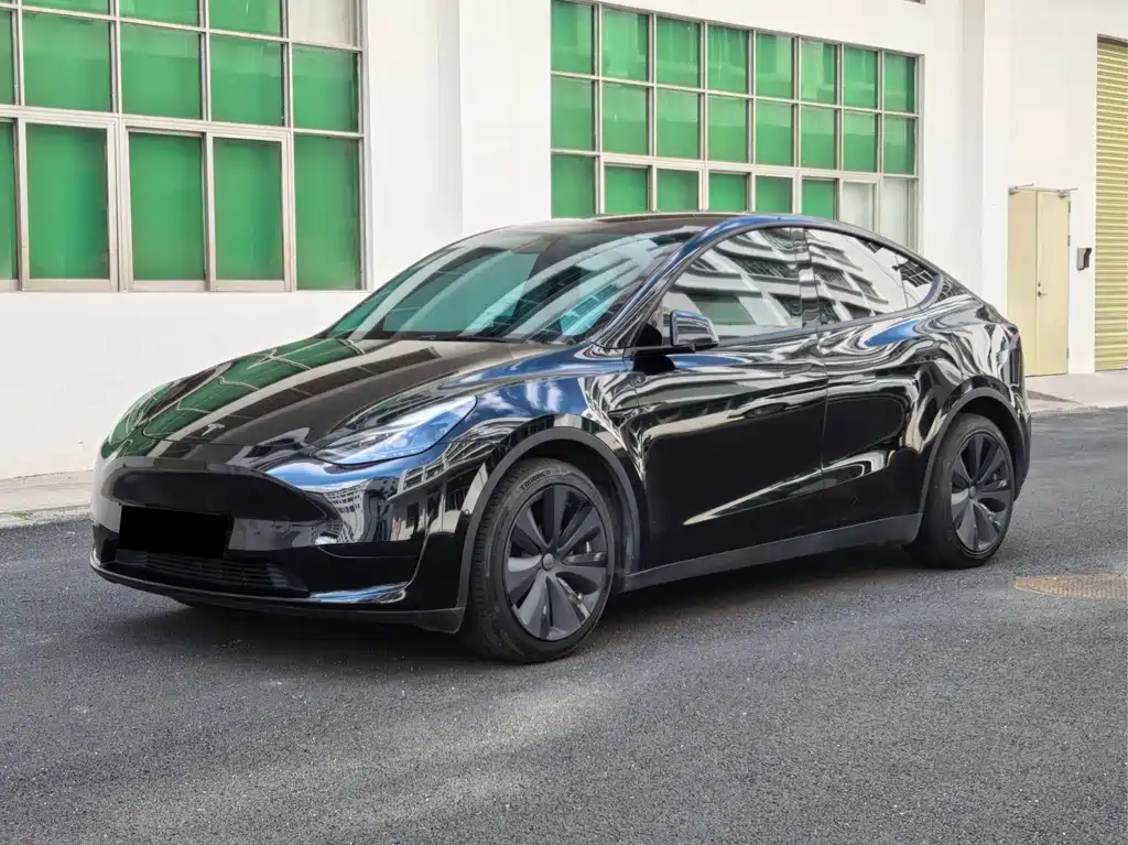 Tesla Model Y 2022 — фото 1